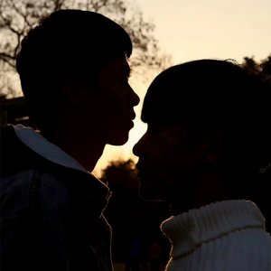 大鸡插进乳房视频
